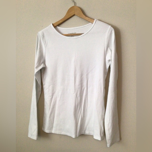Company long sleeve t-shirt for women. Size medium. - Picture 1 of 4